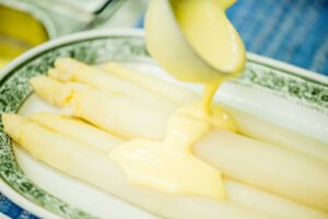 Spargel im Lamm im Sommerach, in Franken